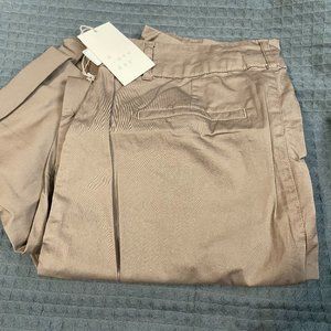 High Rise Straight Legged Cropped Pant